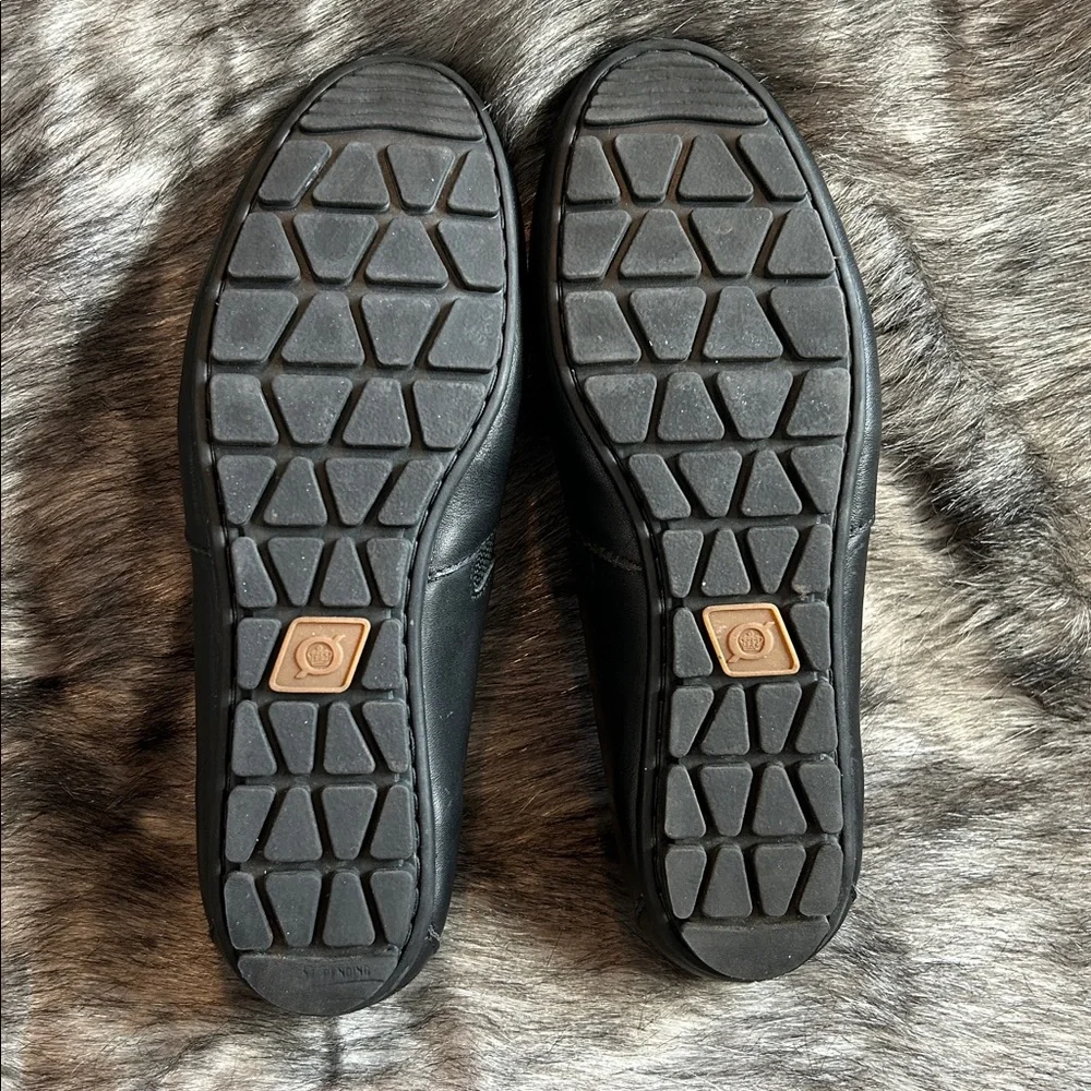 Born Sebra Leather Slip-On Leather Flat Black Women's 8W Wide